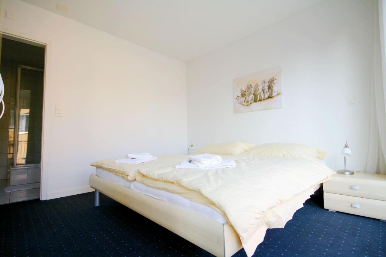 Hitrental Zugersee -Apartments ภายนอก รูปภาพ