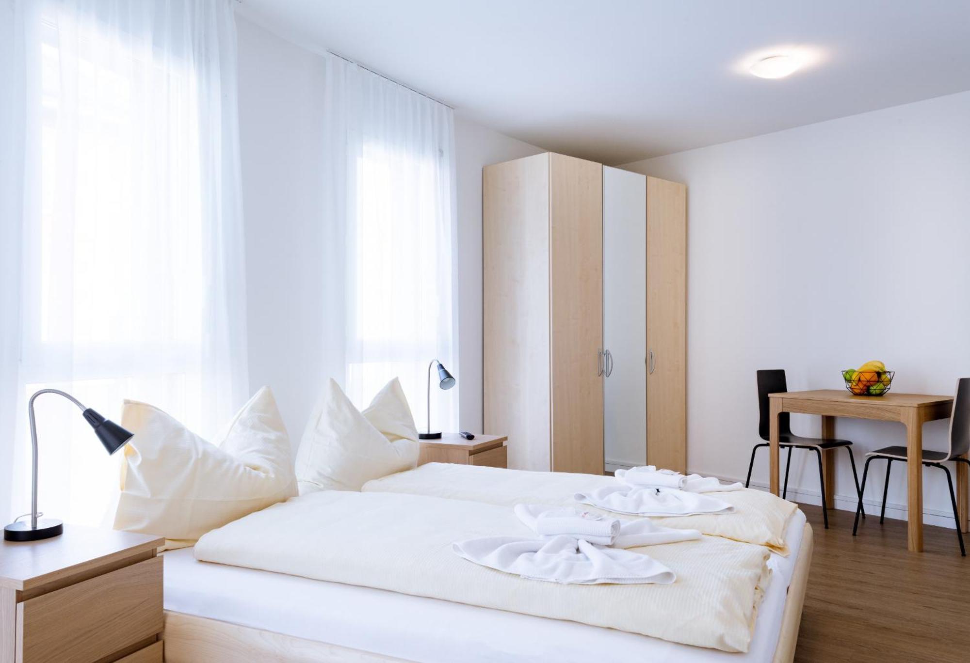 Hitrental Zugersee -Apartments ภายนอก รูปภาพ
