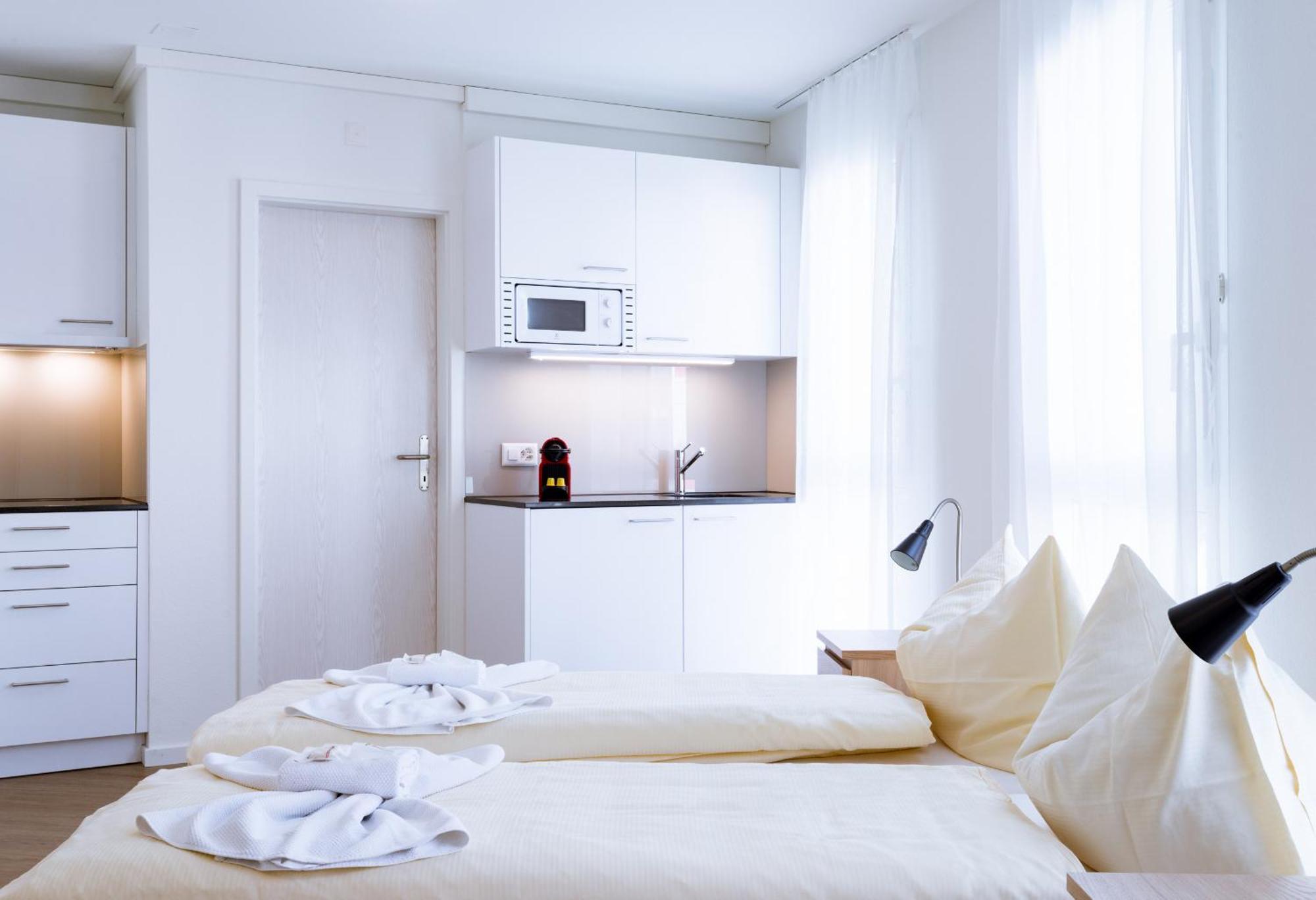 Hitrental Zugersee -Apartments ภายนอก รูปภาพ