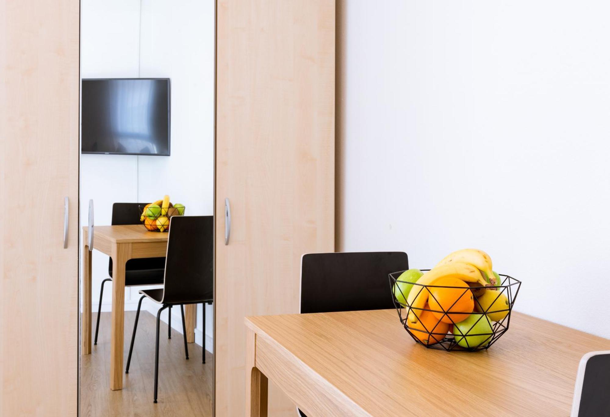 Hitrental Zugersee -Apartments ภายนอก รูปภาพ