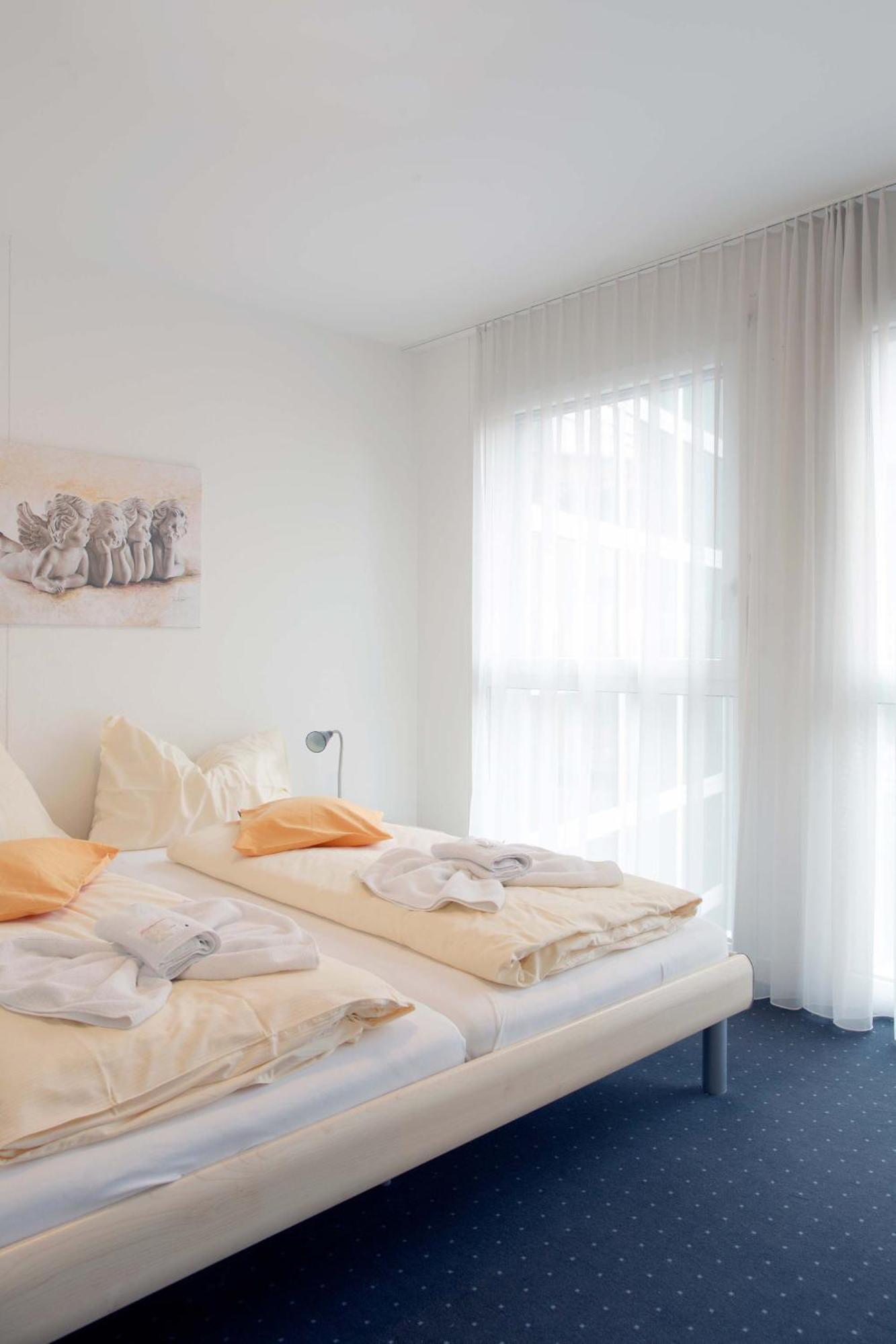 Hitrental Zugersee -Apartments ภายนอก รูปภาพ