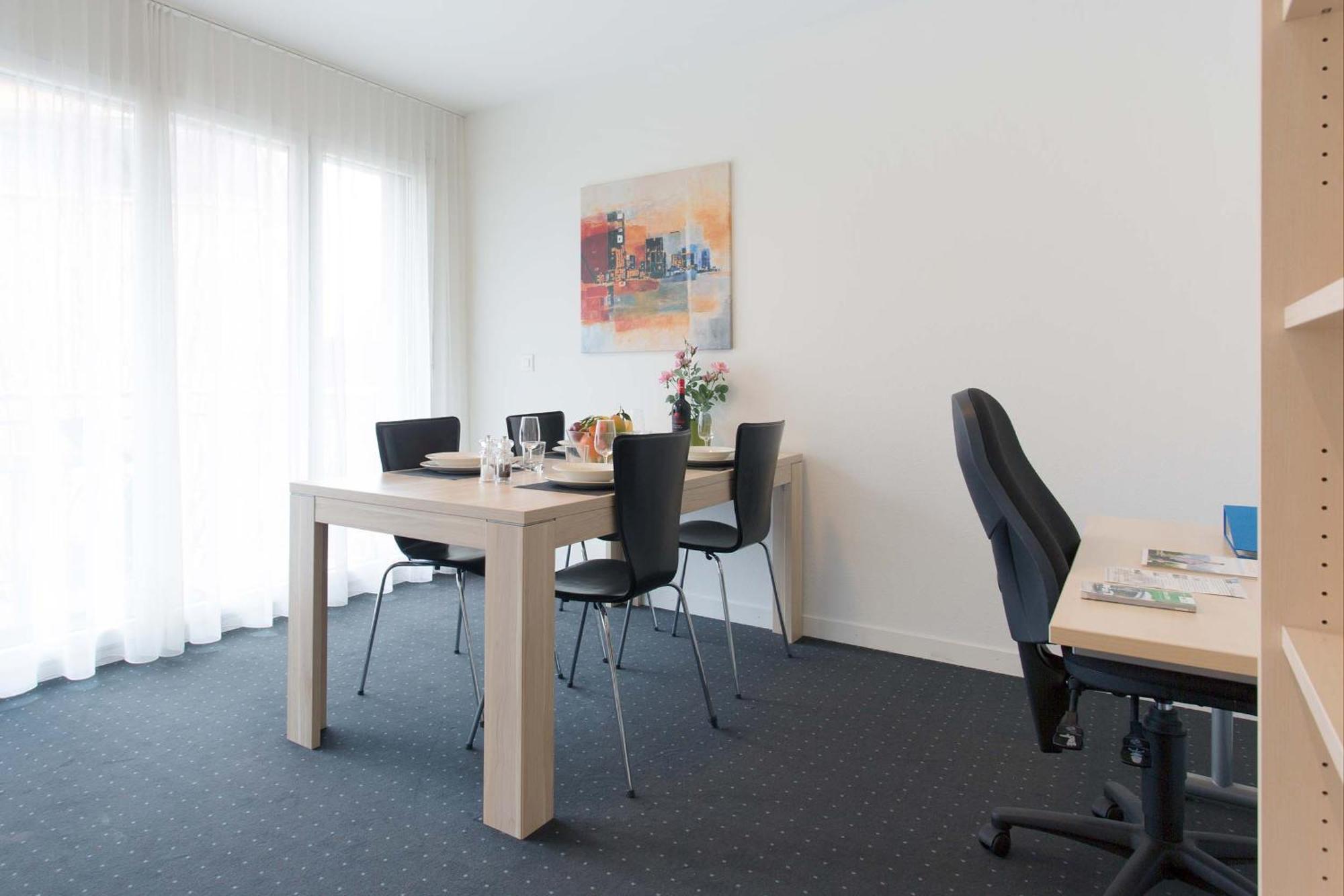 Hitrental Zugersee -Apartments ภายนอก รูปภาพ
